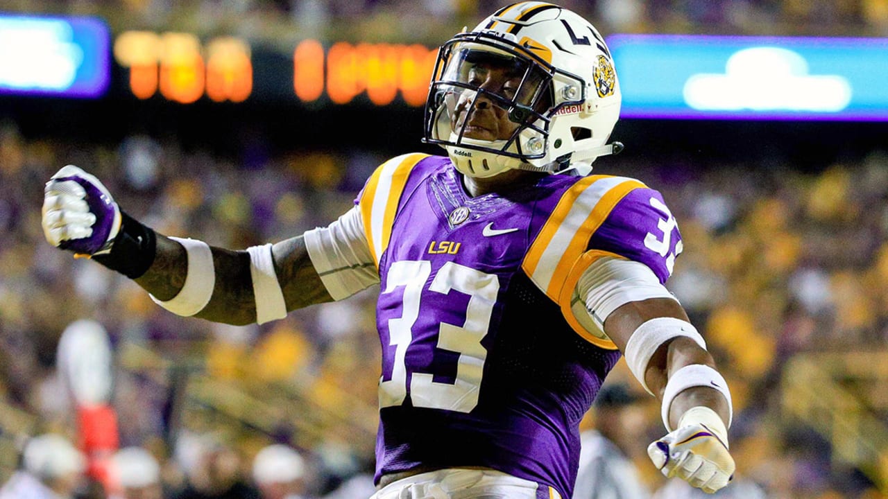 jamal-adams-161103-spot.jpg