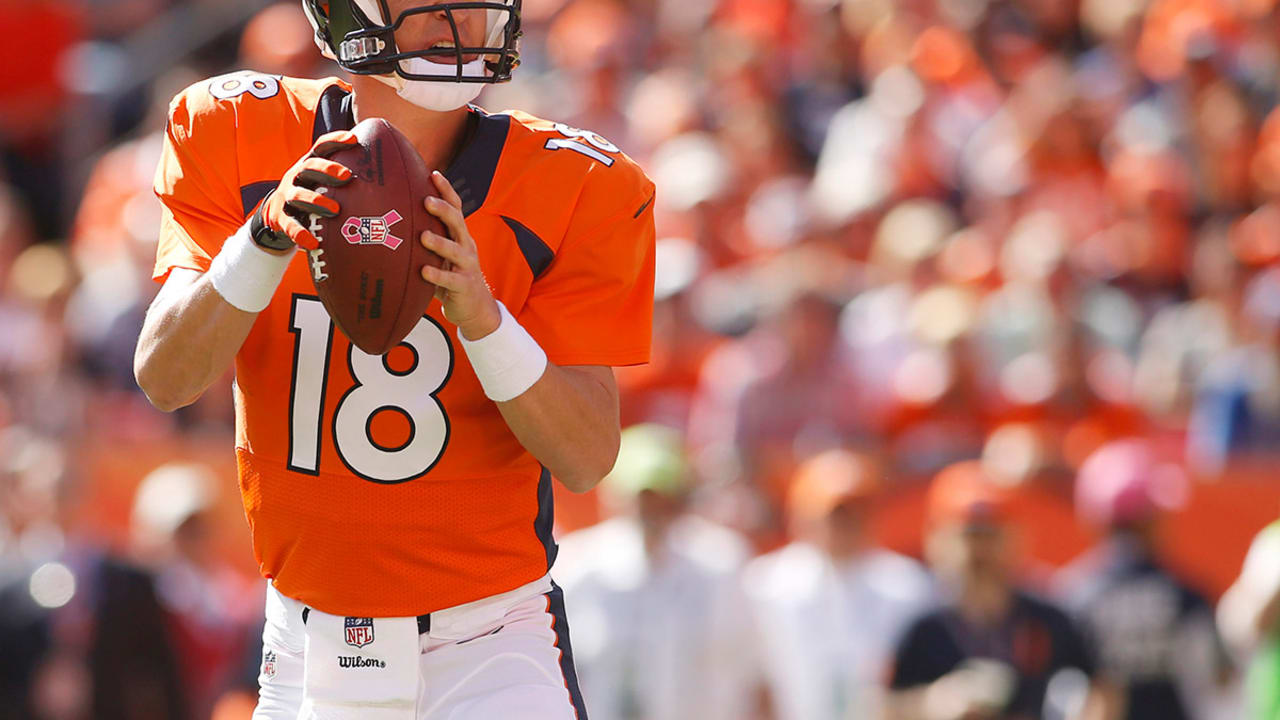 peyton-manning-160303-SL