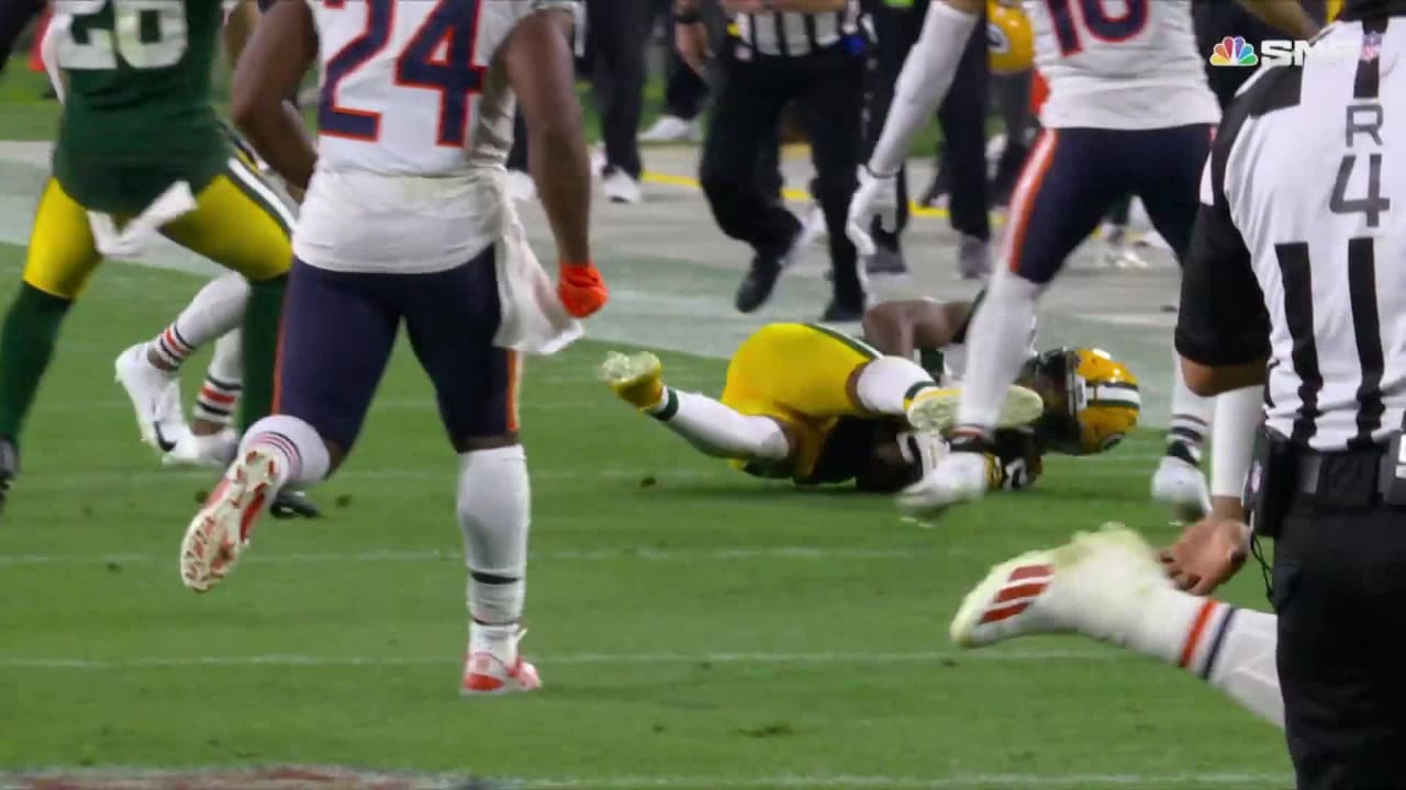 Packers CB Jaire Alexander agitates Bears with hit on Justin