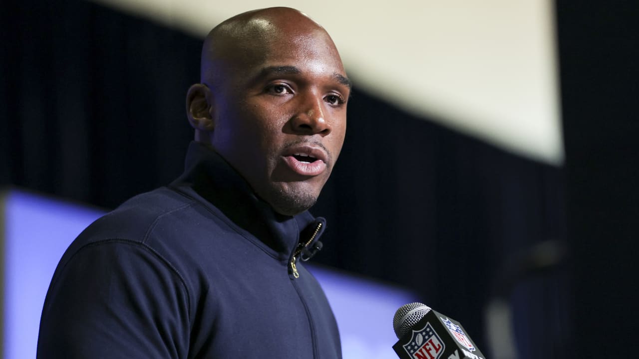 DeMeco Ryans locker room speech after first NFL victory against