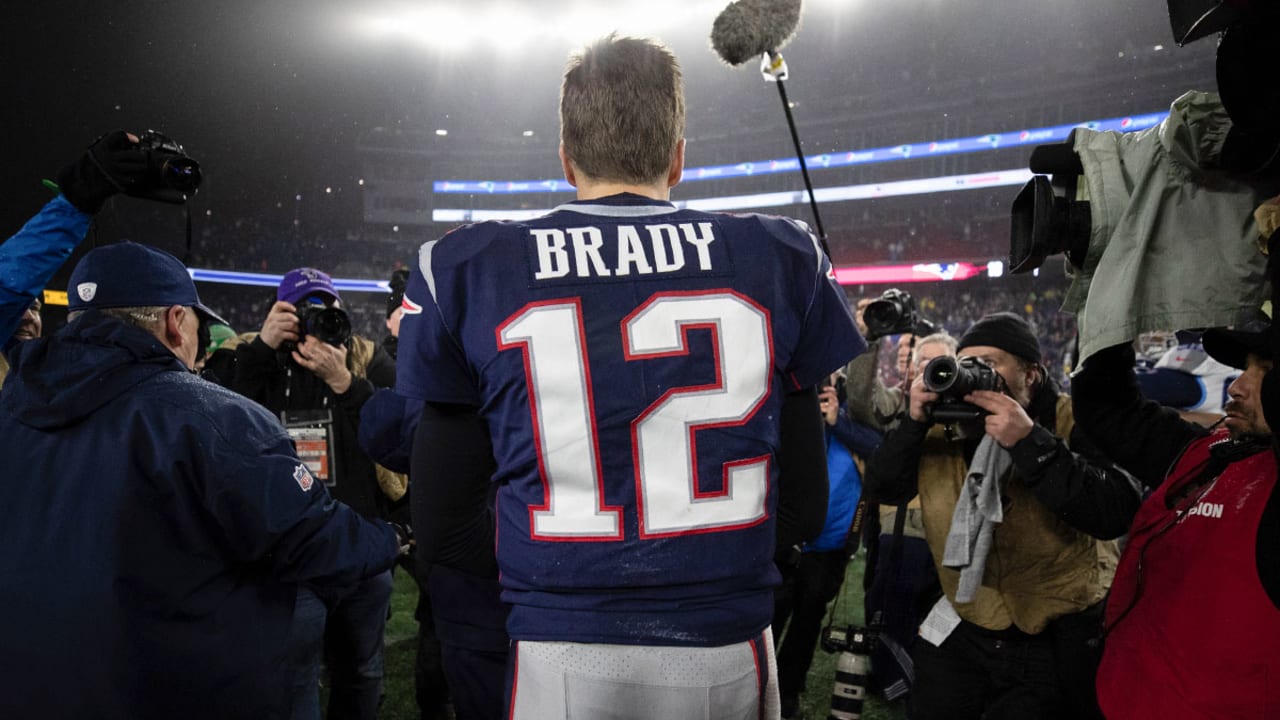 Tom Brady Back Signed White New England Patriots Road Jersey