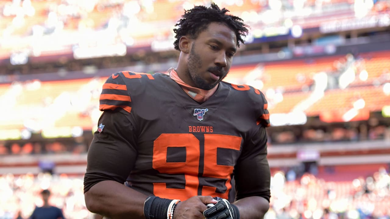 Myles Garrett Saves Browns Fan from Cell Phone Catastrophe