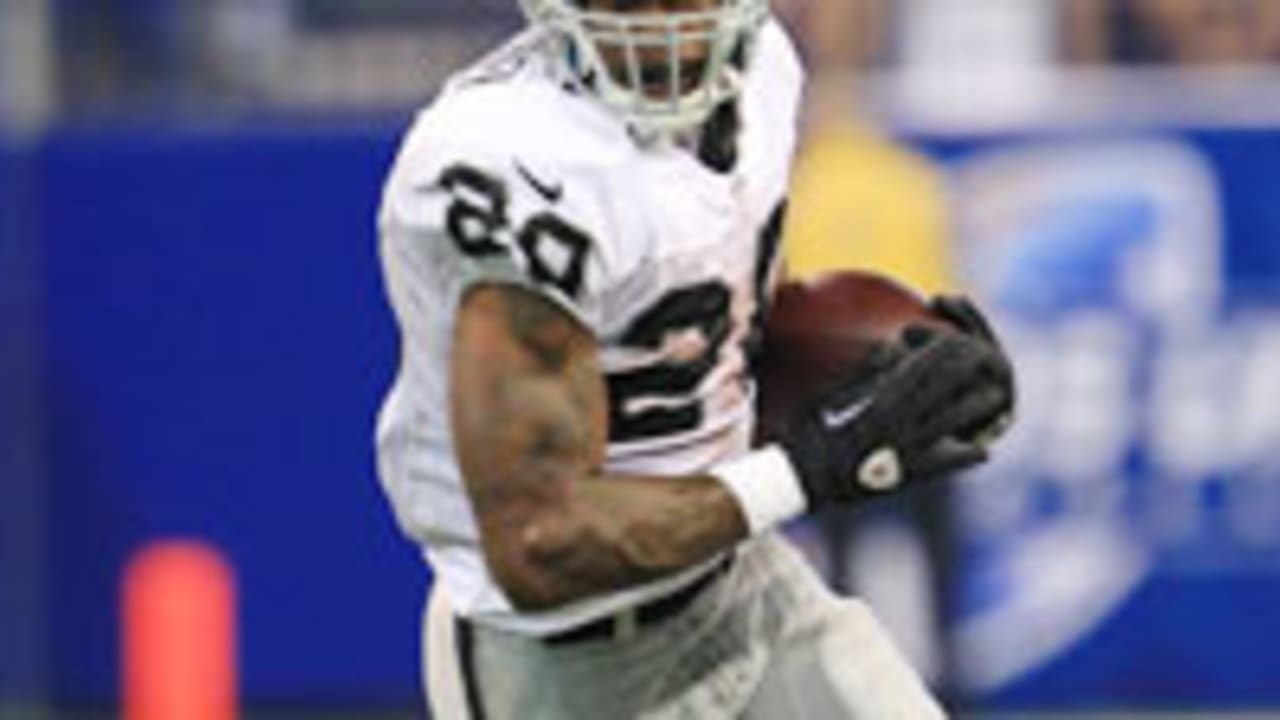 Darren-McFadden-sl-130910.jpg