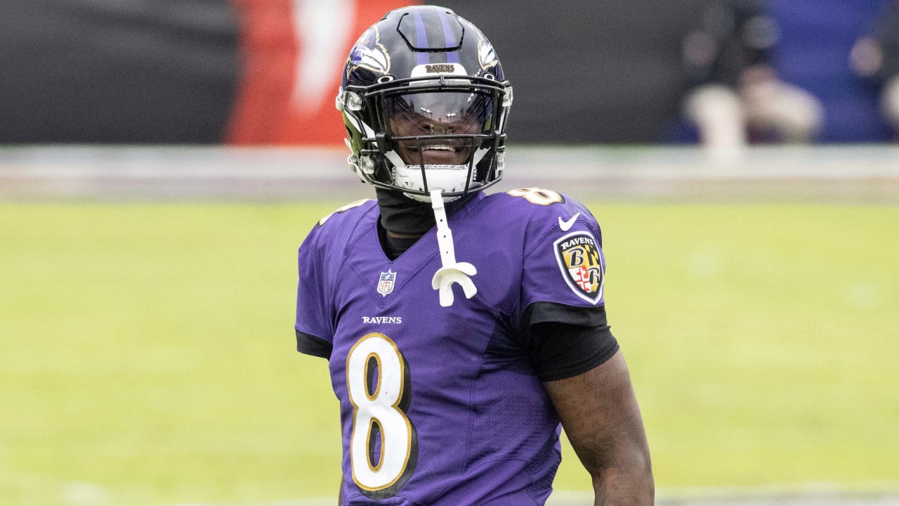 PFF Explains Why It Snubbed Ravens Lamar Jackson on 50 Best