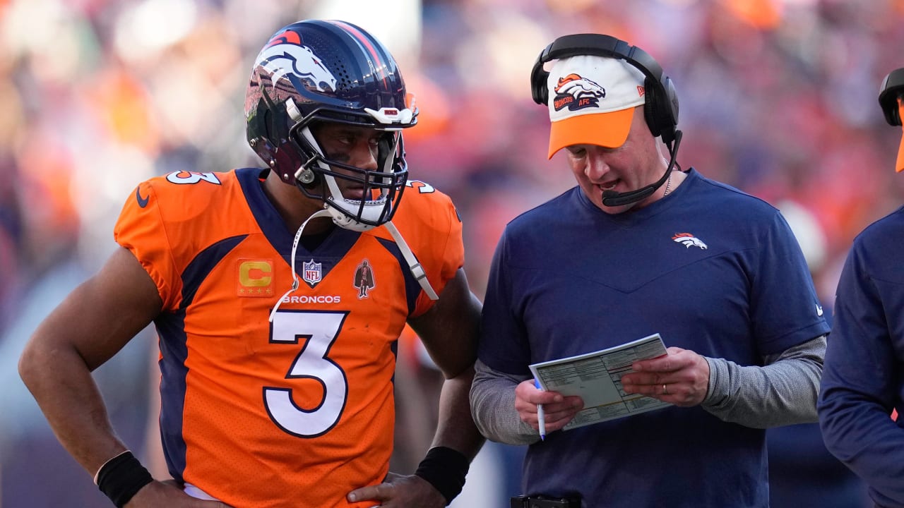 Broncos fans count down play clock as offensive struggles continue