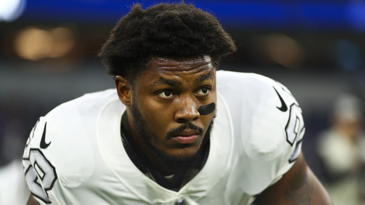 Raiders' Josh Jacobs exposes Seahawks' inability to stop the run