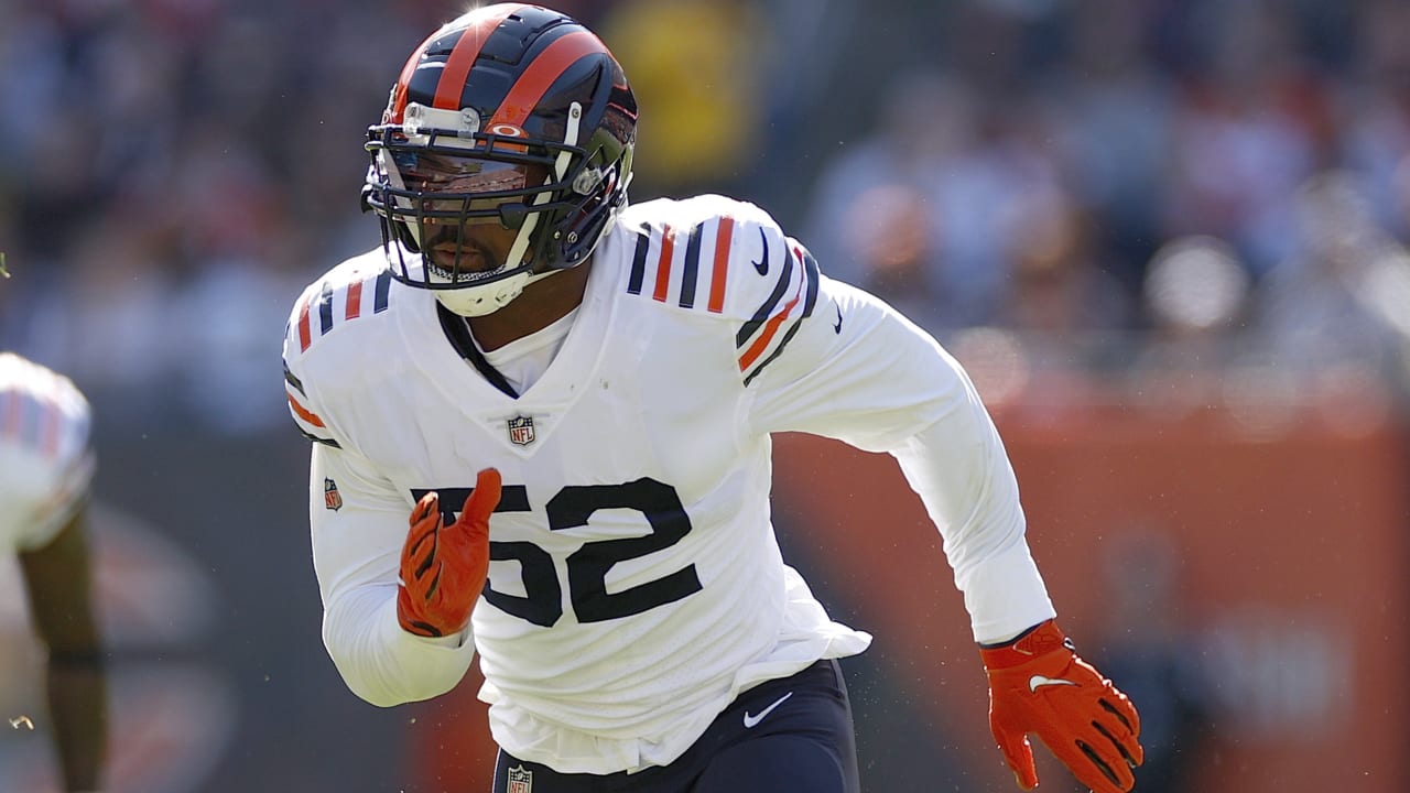 AP source: Chargers acquiring Mack from Bears for 2 picks