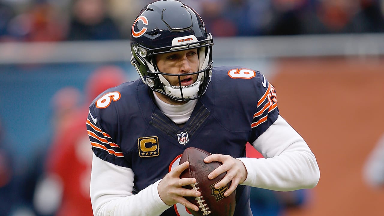 Jay Cutler-160224-Spot.jpg
