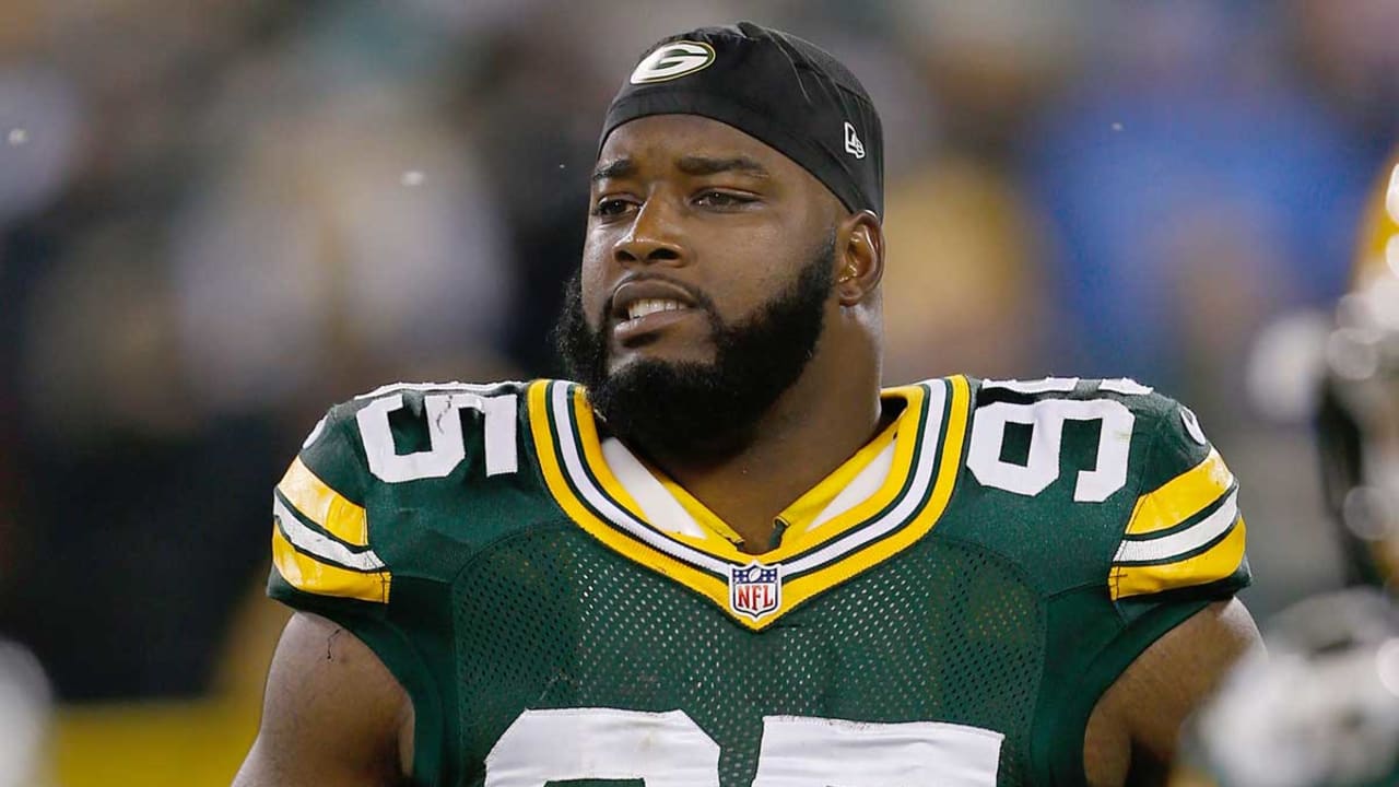 Packers lineman Datone Jones suspended