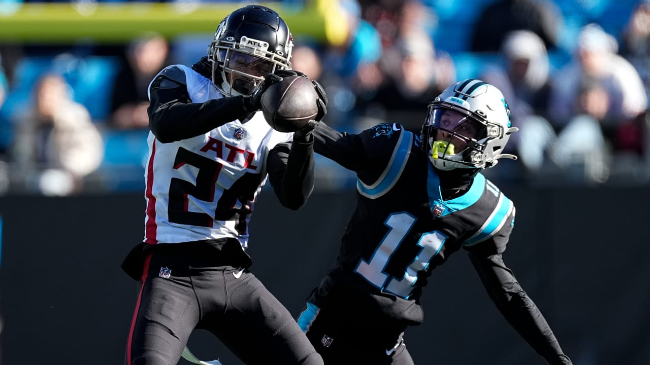 Atlanta Falcons cornerback A.J. Terrell intercepts Carolina