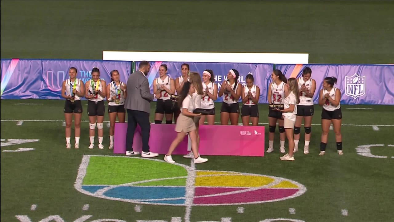 Team Mexico flag football player Diana Flores shares what it means to win a  gold medal for Team Mexico