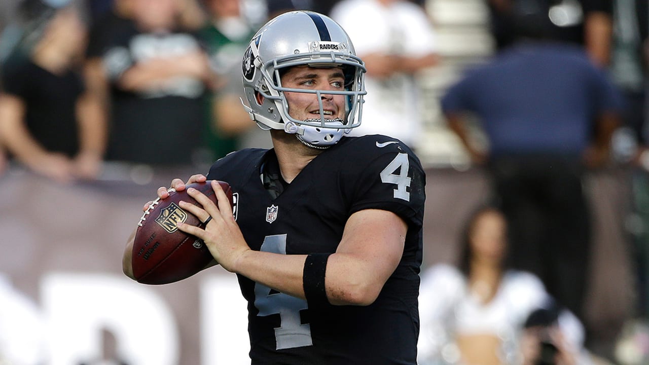 Carr-Derek-151102-SL.jpg