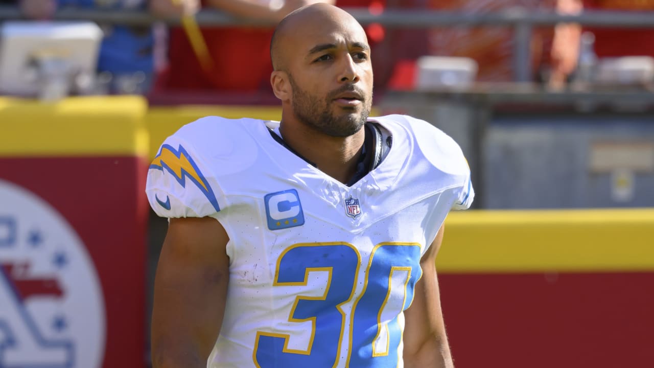 Austin Ekeler explains frustration with Chargers' 2-4 start: 'It's my job  to go play well'