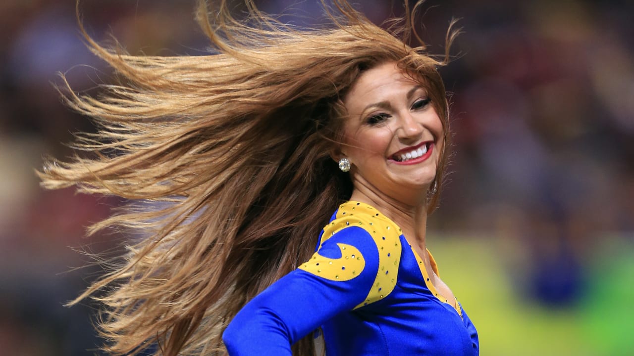 East Rutherford, New Jersey, USA. 14th Oct, 2018. A New York Jets Flight  Crew cheerleader performs during a NFL game between the Indianapolis Colts  and the New York Jets at MetLife Stadium