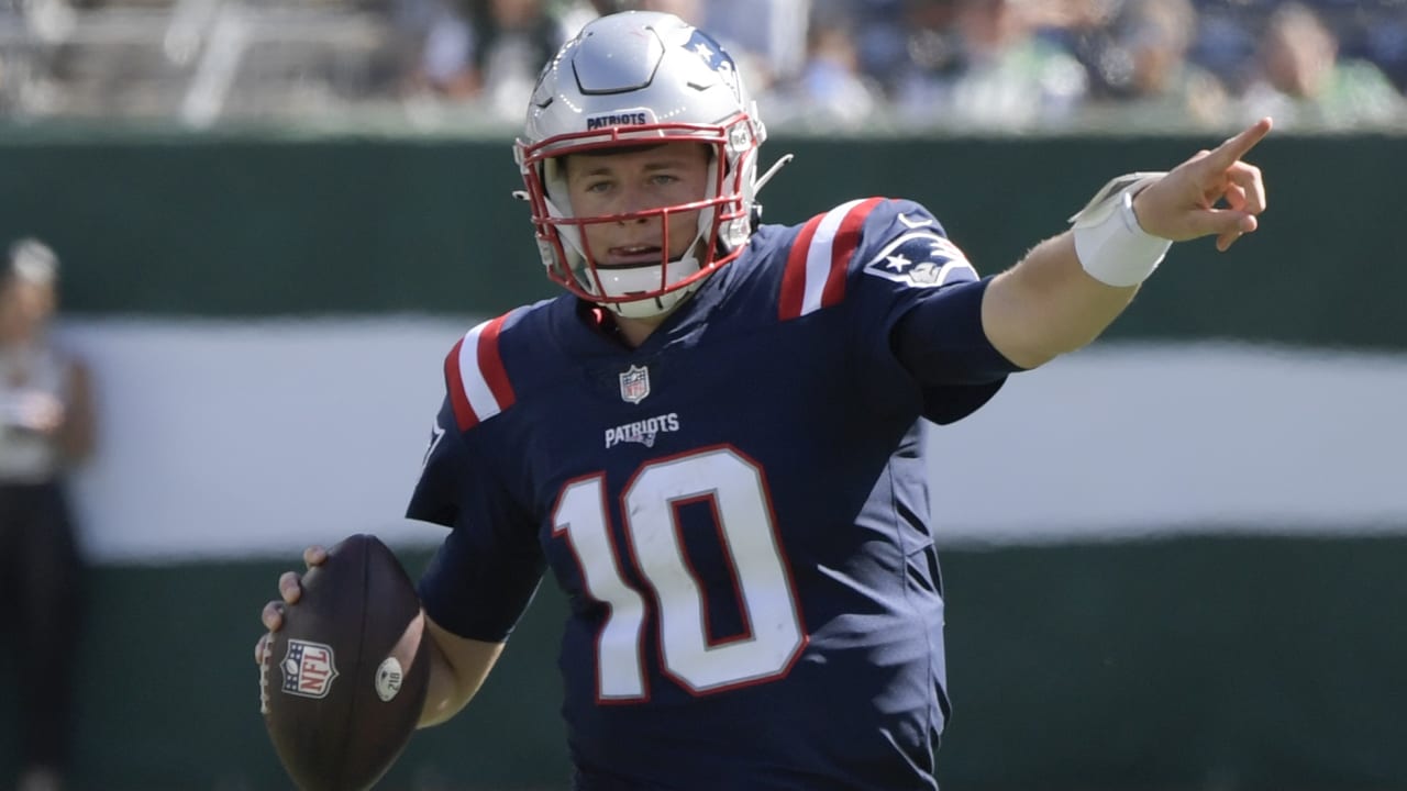 New England Patriots quarterback Mac Jones highlights vs. New York