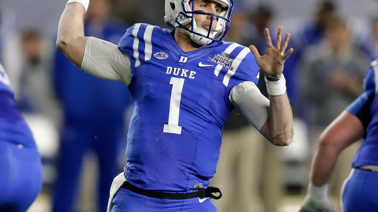 Duke wins first bowl game in 54 years on controversial FG ruling