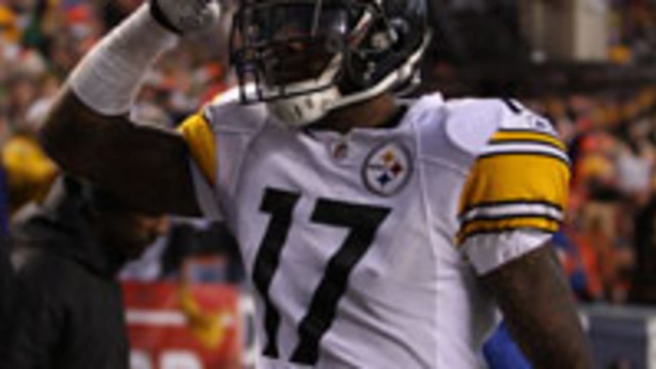mike-wallace_120624.jpg