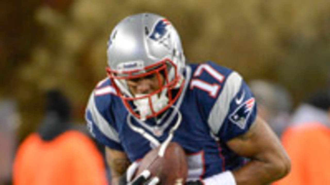 aaron-dobson-140707-SL.jpg