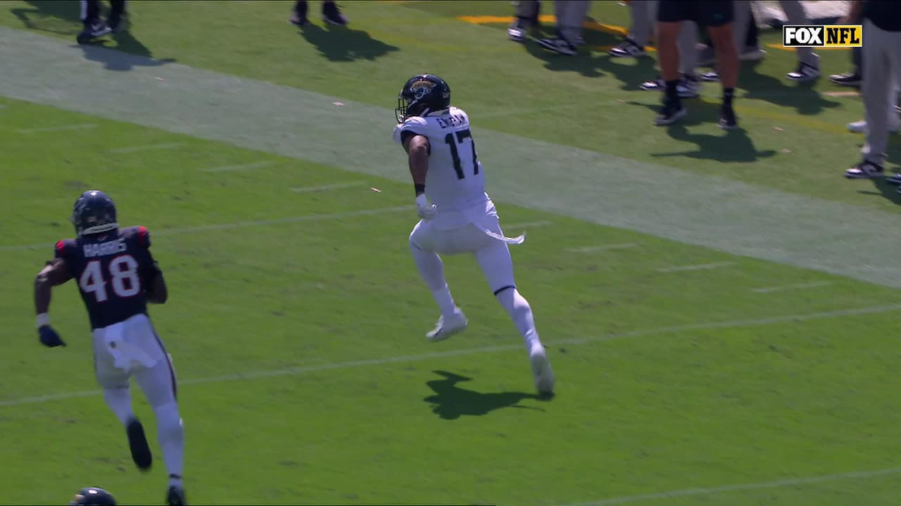 Jacksonville Jaguars Trevor Lawrence's 28yard pass to tight end Evan