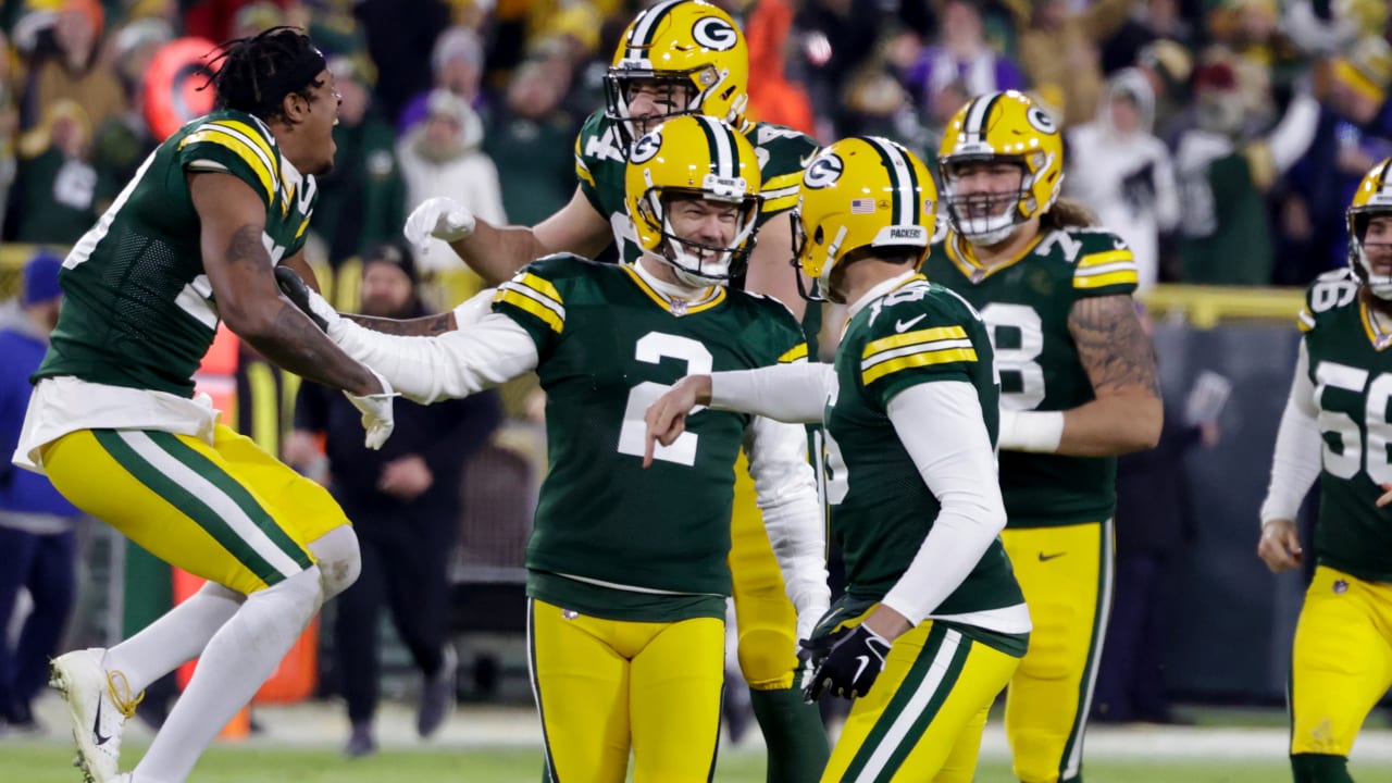 Green Bay Packers kicker Mason Crosby does his best Baltimore Ravens kicker  Justin Tucker impersonation on crossbar-bouncing 56-yard FG