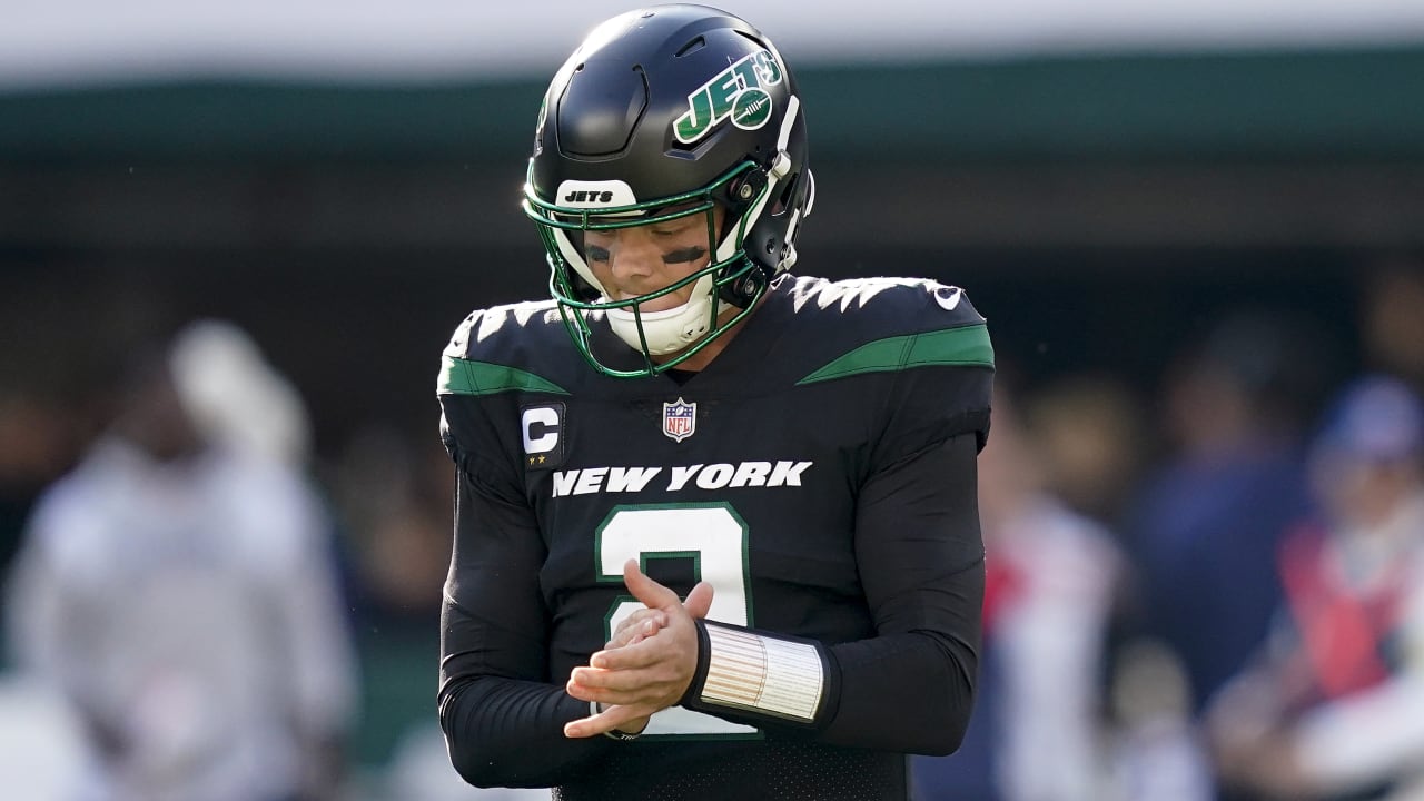 Zach Wilson's meltdown vs. Patriots raises questions about long-term future as Jets' franchise QB - NFL.com