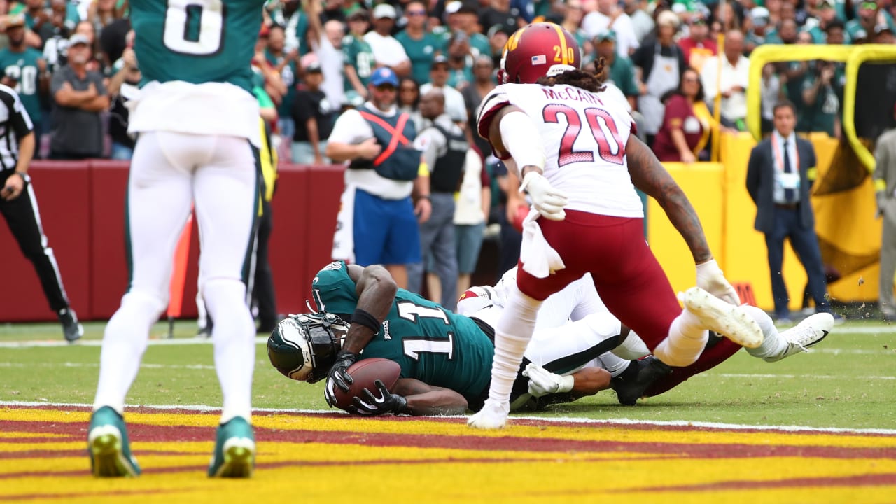 A.J. Brown's 3 TD Catches Help Eagles Grab Halftime Lead Over Steelers -  Sports Illustrated Philadelphia Eagles News, Analysis and More