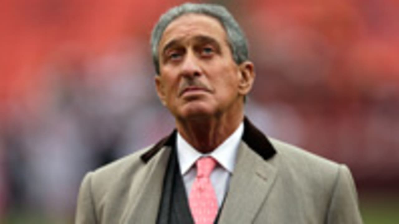 arthur-blank-121016-spot.jpg