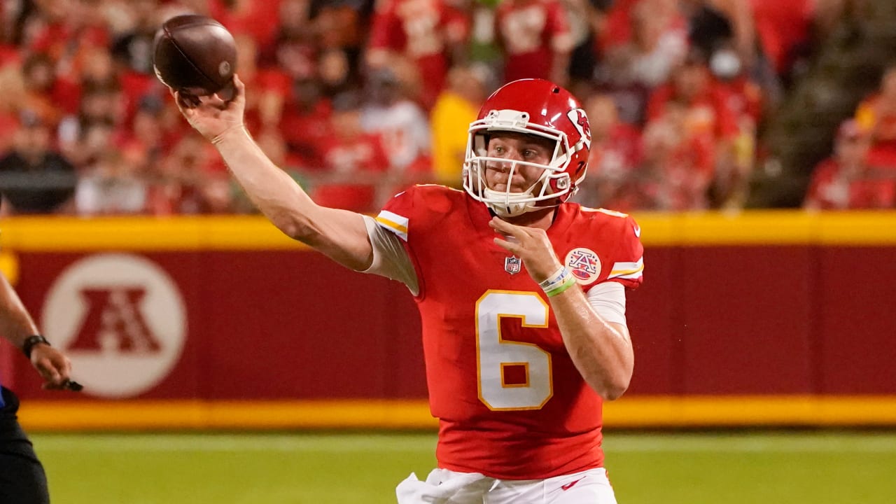 Former KC Chiefs QB Shane Buechele signs with Buffalo Bills