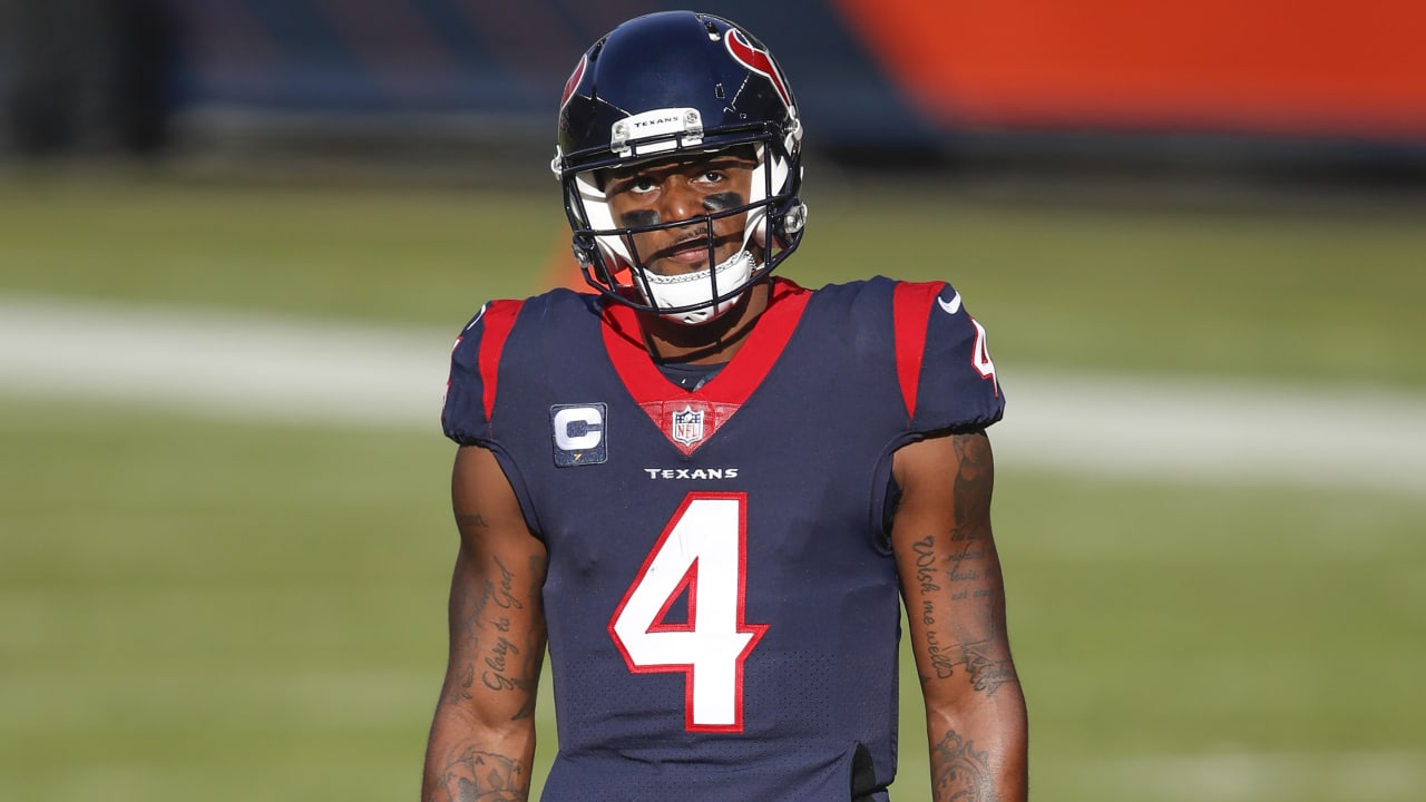 Texans' Deshaun Watson does a victory lap around Dolphins' Brock