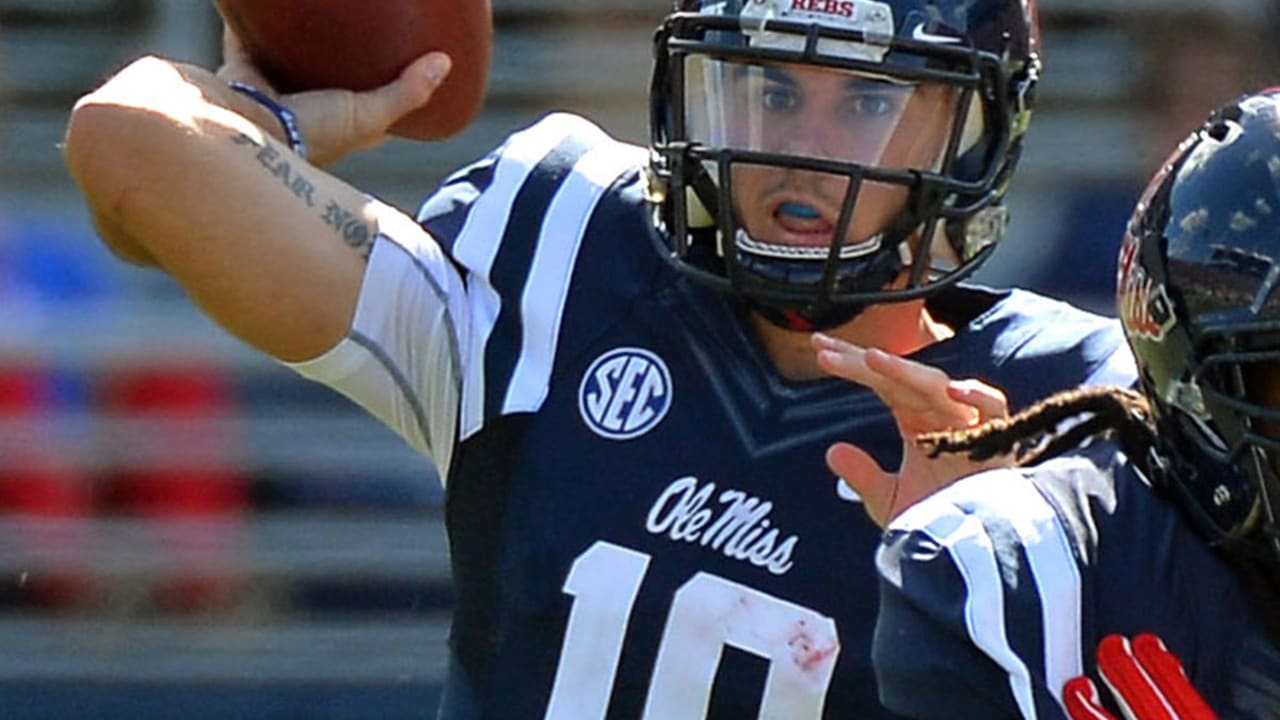 Chad-Kelly-160608-SL.jpg