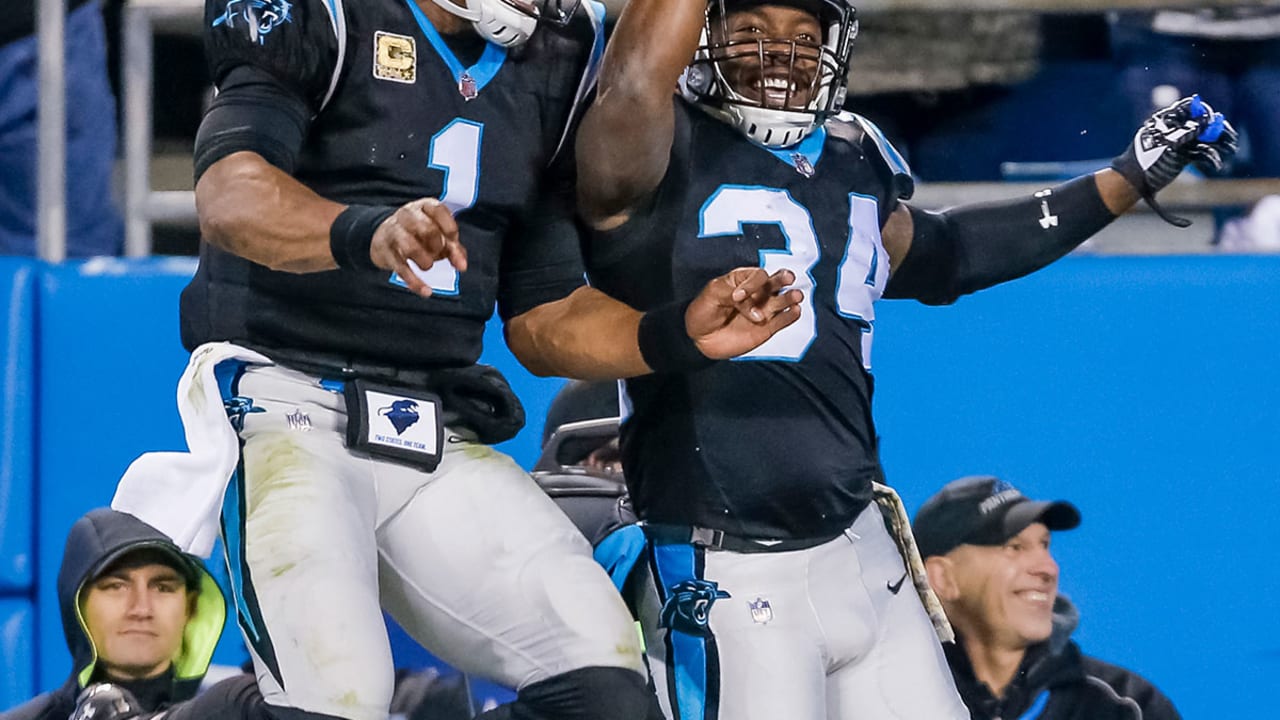 Carolina-Panthers2-171114-SL.jpg