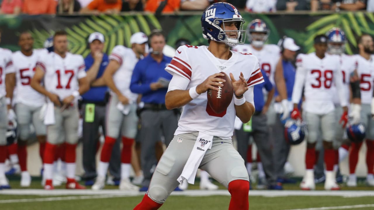 daniel-jones-SL.jpg