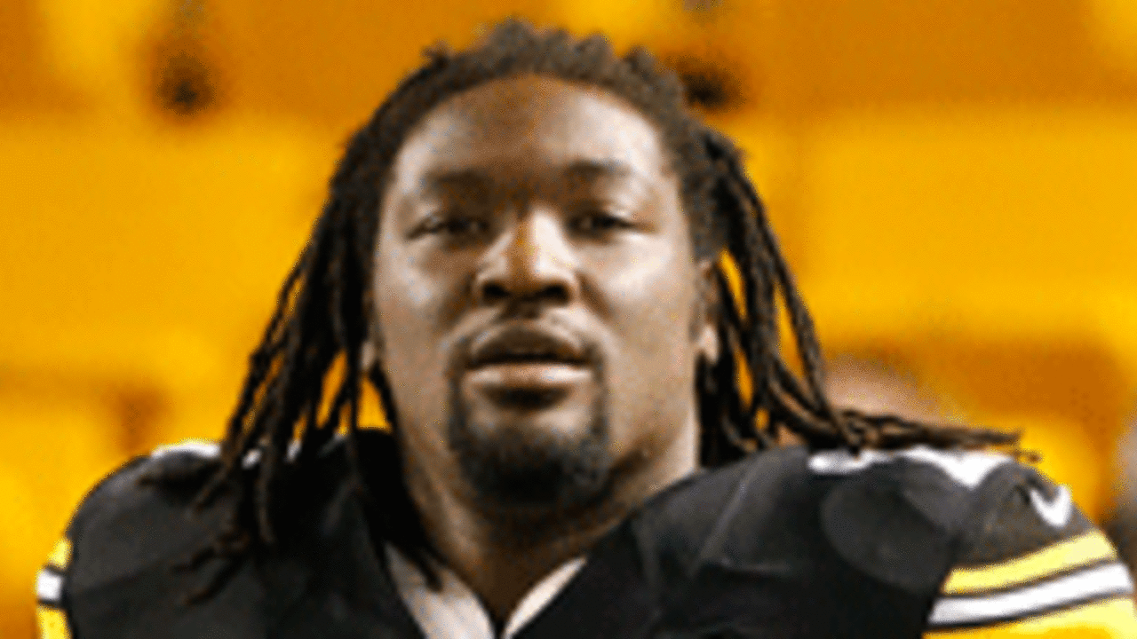 LeGarrette Blount rejoins New England Patriots