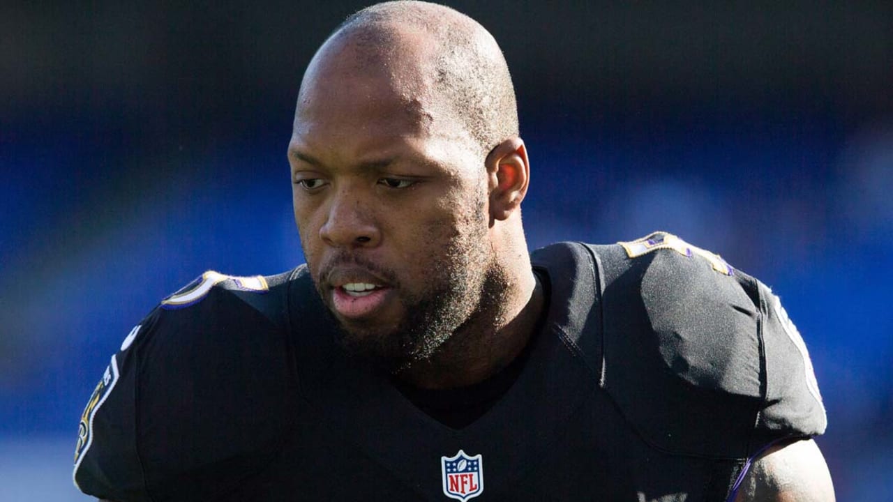 TERRELL_SUGGS_110617