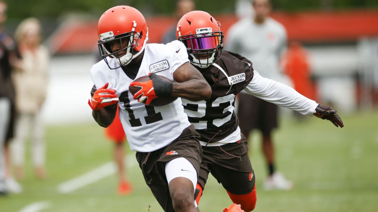 Antonio Callaway to attend Colts' minicamp