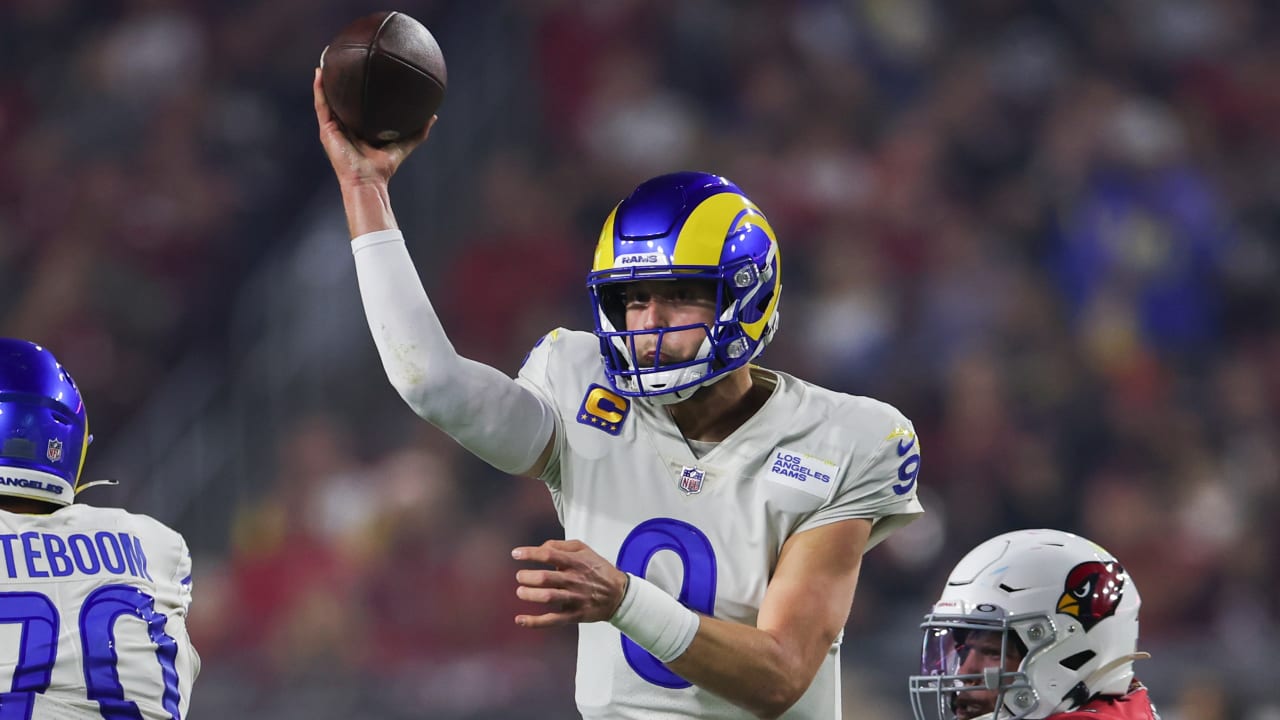 Tight end (86) Kendall Blanton of the Los Angeles Rams against the Arizona  Cardinals in an NFL football game, Monday, Dec. 13, 2021, in Glendale, AZ.  The Rams defeated the Cardinals 30-23. (