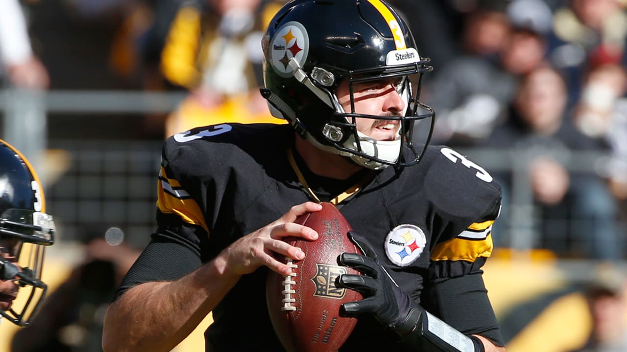 Ben Roethlisberger sets NFL record after replacing injured Landry