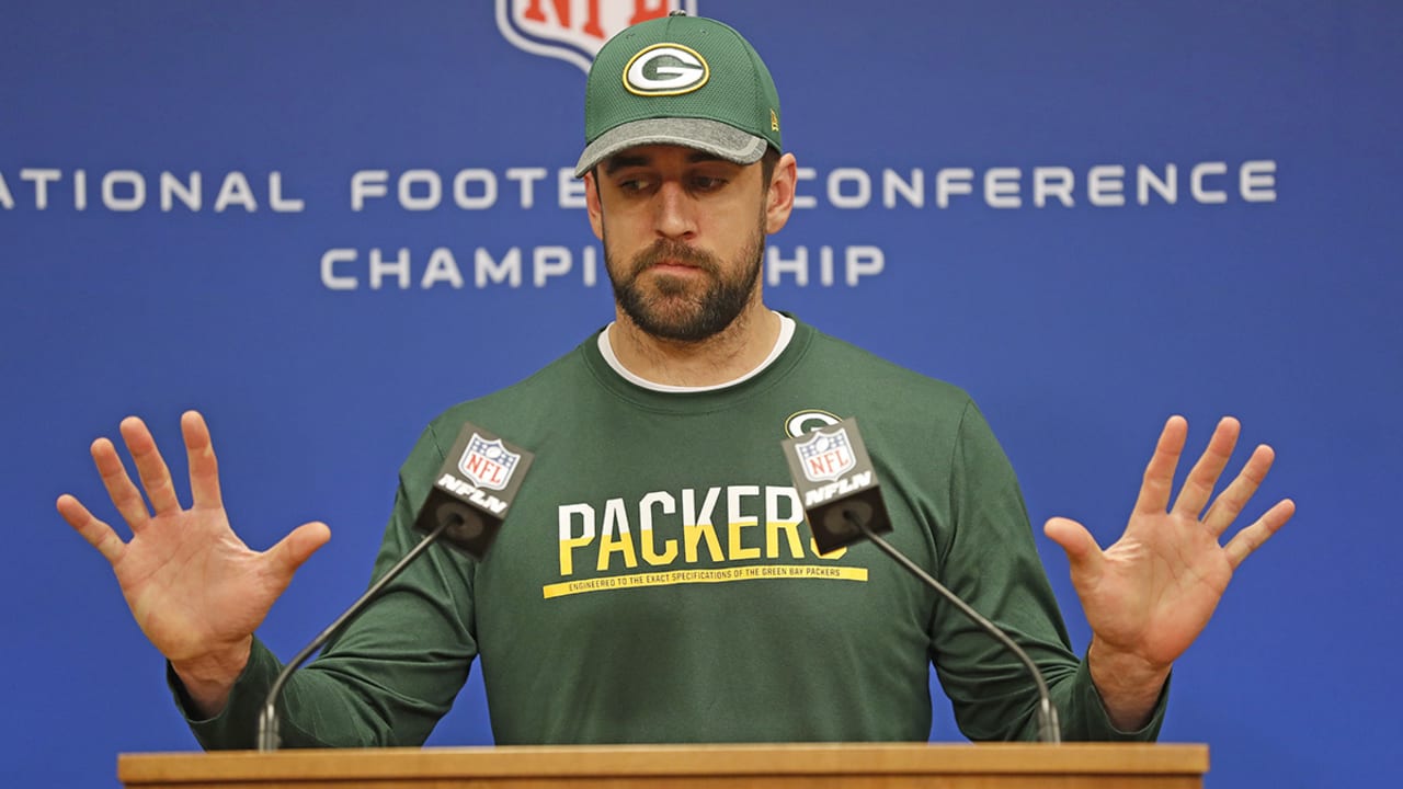 aaron-rodgers-170118-spot.jpg