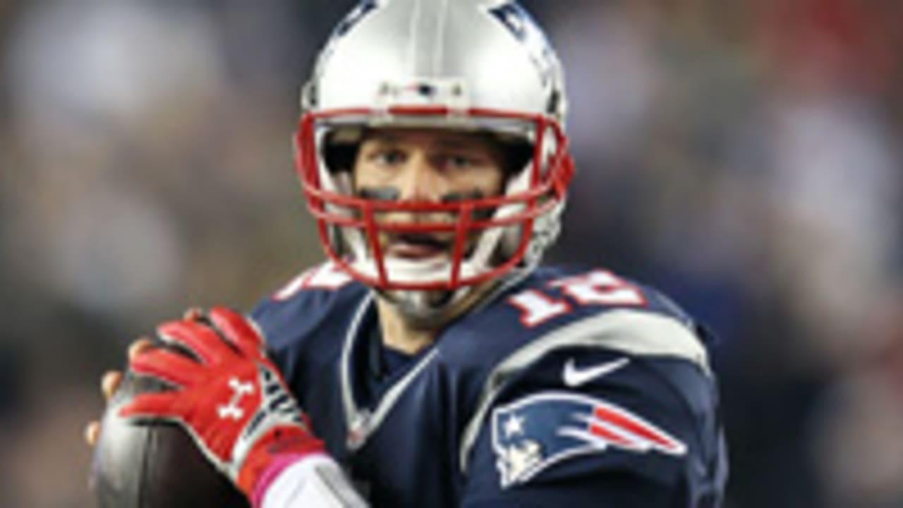 Brady-Tom-141008-SL.jpg