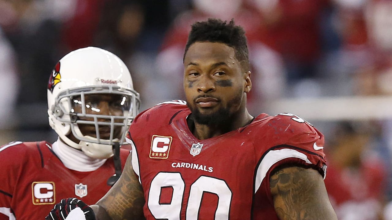 Darnell Dockett Retires After 10 Seasons In NFL