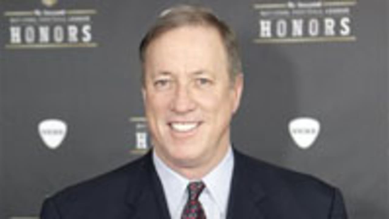 kelly_120904_spot.jpg