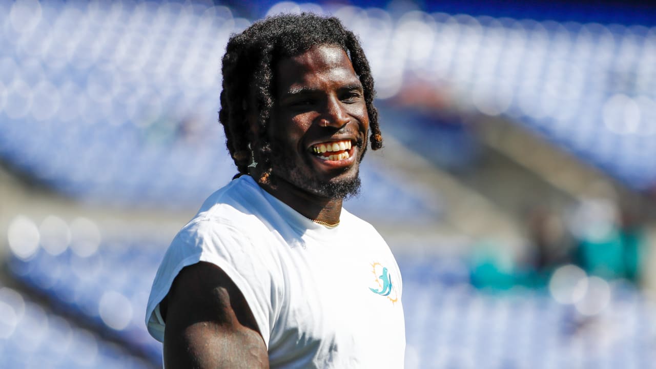 Why Dolphins' Tyreek Hill doesn't mind when Mike McDaniel calls