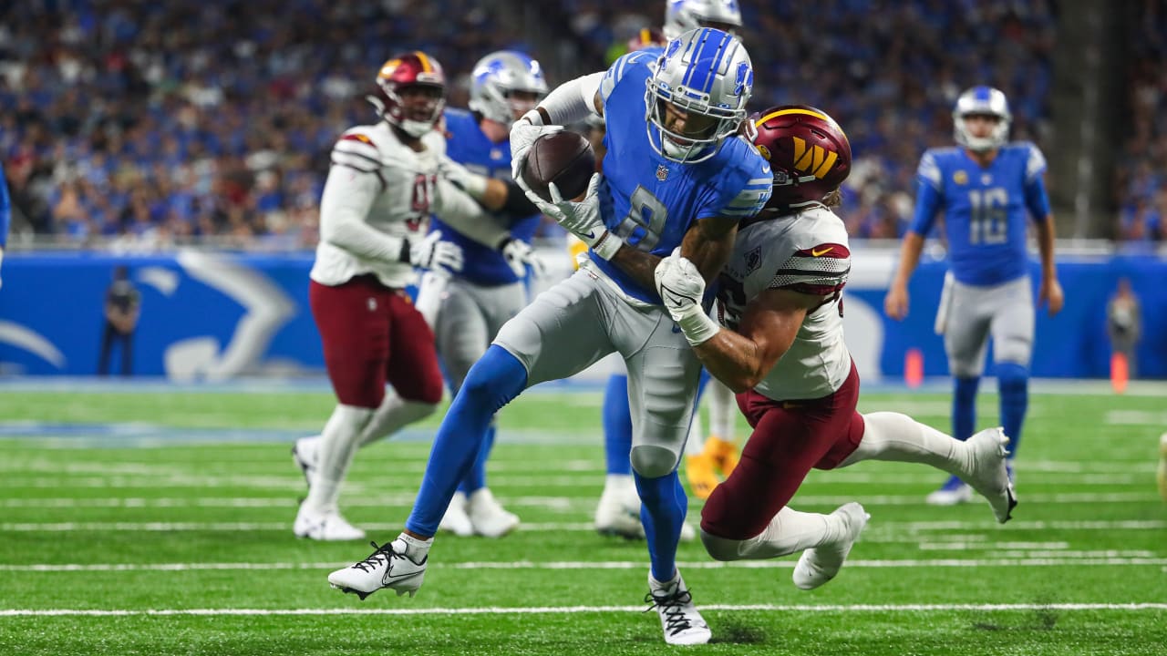 Detroit Lions wide receiver Josh Reynolds secures toedragging TD catch