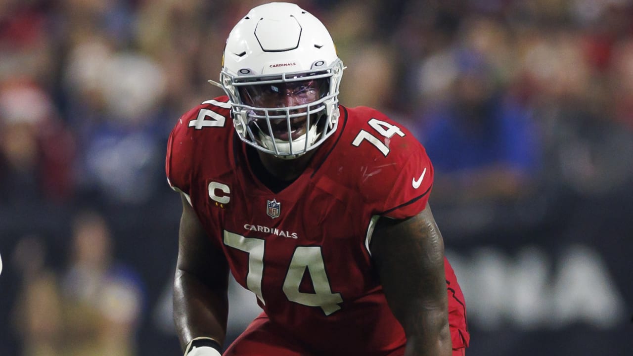 Cardinals Extend LT D.J. Humphries