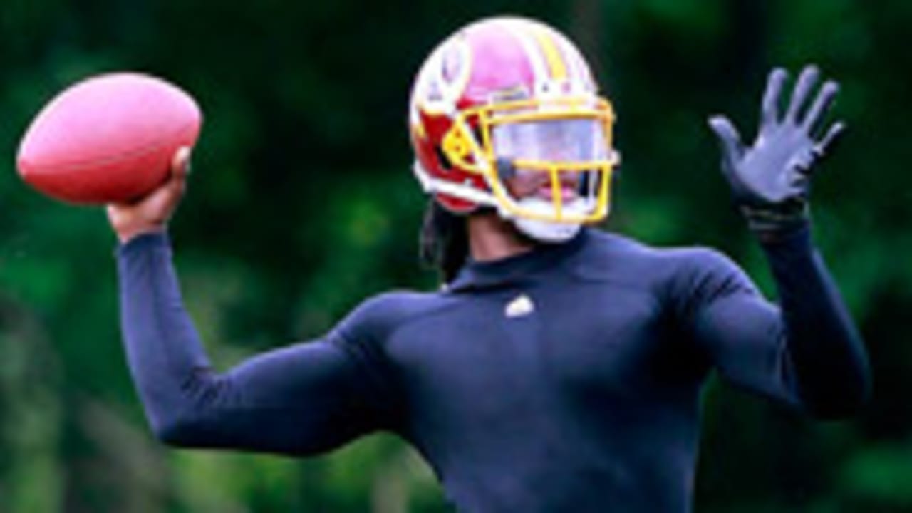 Robert_Griffin_III_130523_SL.jpg