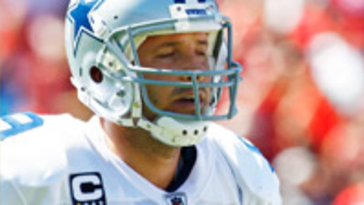 Tony Romo has fractures in transverse process