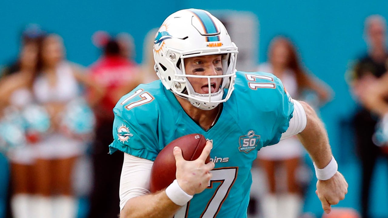Tannehill-Ryan-160420-SL.jpg