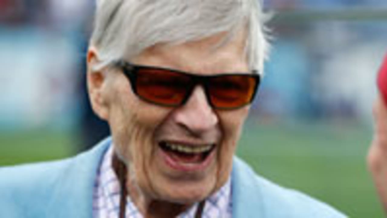 Bud Adams ‘pretty upset’ by Tennessee Titans ‘mess’