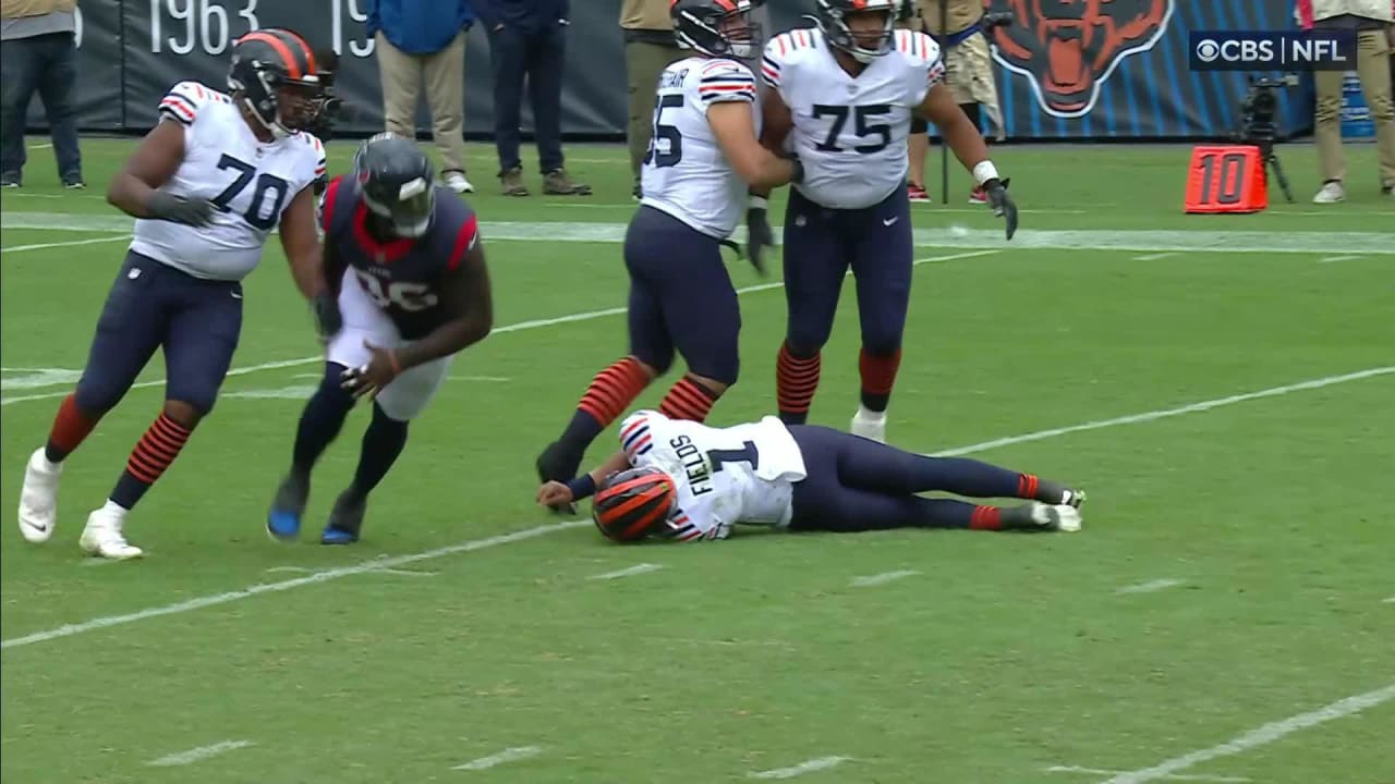 CHICAGO, IL - SEPTEMBER 25: Houston Texans safety Jalen Pitre (5) catches  an interception during a game between the Houston Texans and the Chicago  Bears on September 25, 2022 at Soldier Field