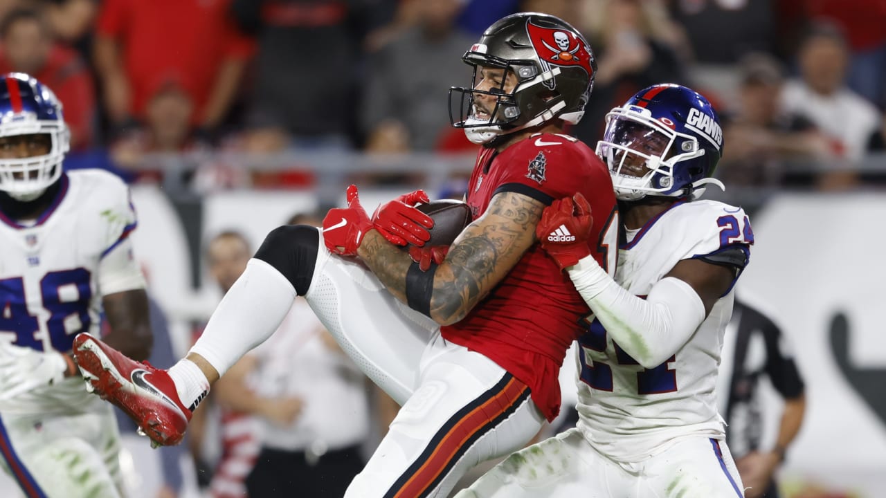 Tampa Bay Buccaneers Wide Receiver Mike Evans Becomes Bucs' All-time TD ...